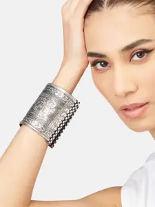 ATIBELLE German Silver Plated Textured Bangle