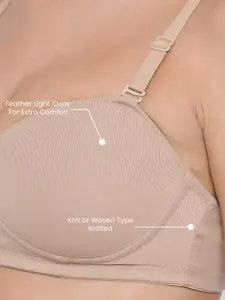 LYRA Medium Coverage Lightly Padded Wrinkle Free Cotton T-shirt Bra With All Day Comfort