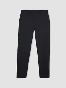 DeFacto Men Mid-Rise Chinos Trousers