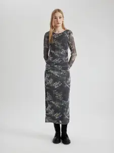 DeFacto Typography Printed Maxi Dress