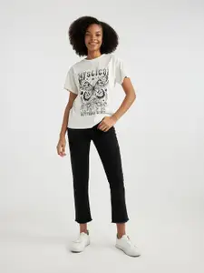 DeFacto Graphic Printed Round Neck Pure Cotton Casual T-shirt