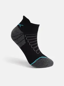 HRX by Hrithik Roshan Men Pack of 3 Geometric Self-Design Ankle Length Socks