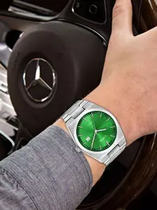 FERRIZZO Men Dial & Stainless Steel Bracelet Style Straps Analogue Watch LR160-FZ