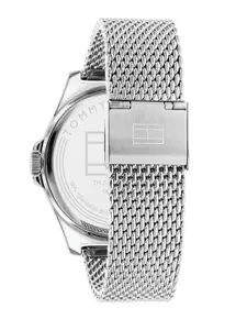 Tommy Hilfiger Men Stainless Steel Bracelet Style Strap Analogue Watch TH1710547