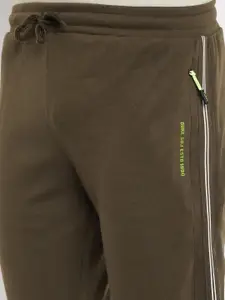 Duke Men Solid Cotton Relaxed-Fit Mid-Rise Track Pant