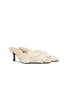 CAI Textured Pointed Toe Kitten Heels