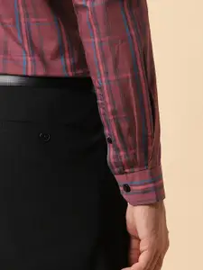 Allen Solly Men Slim Fit Checked Spread Collar Cotton Formal Shirt