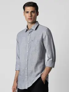 Van Heusen Sport Men Slim Fit Opaque Casual Shirt