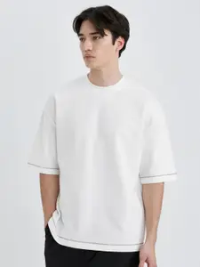 DeFacto Round Neck Drop-Shoulder Sleeves T-shirt