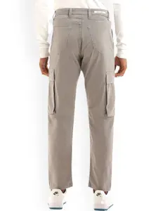 Banana Club Men Slim-Fit Mid Rise Cotton Cargo Trousers