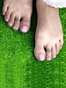 Goldnera 925 Sterling Silver Snake Charm Design Toe Rings