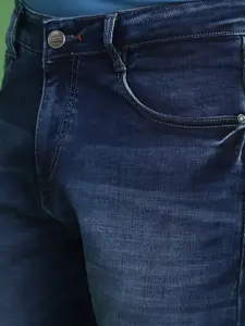 V-Mart Men Slim Fit Mid-Rise Clean Look Heavy Fade Cotton Jeans