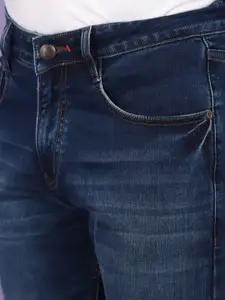 V-Mart Men Slim Fit Mid-Rise Clean Look Light Fade Cotton Jeans