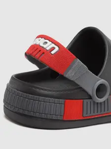 ASIAN Men Self Design Clogs