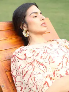 Kazo Gold-Plated Contemporary Studs Earrings