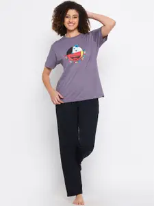 Clovia Graphic Printed Pure Cotton Night suit