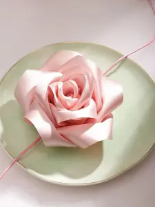 Rubans Voguish Pastel Pink Rose Pendant Choker