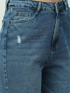 Kraus Jeans Women High-Rise Mildly Distressed Light Fade Cotton Jeans