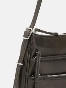 MANGO Zip-Detail Baguette