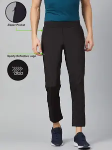 DIDA Men Light Weight Dry Fit Mid-Rise Track Pant