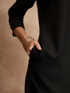 all about you Black Round Neck Three-Quarter Sleeves Straight Kurta