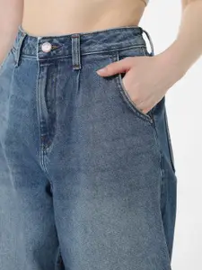 ONLY Women Slouchy Fit High-Rise Light Fade Pure Cotton Jeans