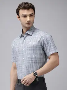 Van Heusen Men Custom Fit Checked Pure Cotton Formal Shirt