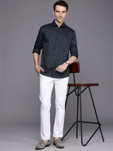 Louis Philippe Sport Men Slim Fit Pure Cotton Printed Casual Shirt