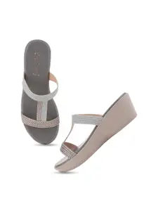 DressBerry Grey Textured Wedge Heels