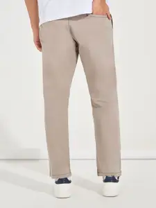 Styli Grey Men Mid-Rise Relaxed Fit Chino Trousers