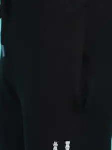 V-Mart Men Cotton Mid-Rise Cotton Joggers