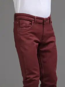 VUDU Men Narrow Slim Fit Mid-Rise Clean Look Cotton Jeans