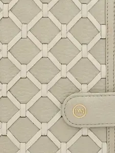 Da Milano Women Geometric Leather Two Fold Wallet