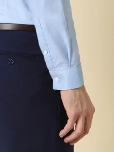 Allen Solly Slim Fit Opaque Formal Shirt