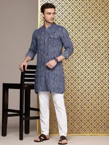 House of Pataudi Men Regular Self Design Jashn Kurta with Trousers