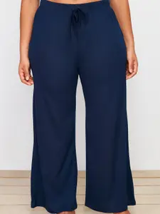 Trendyol Round Neck T-Shirt & Lounge Pants Night Suits