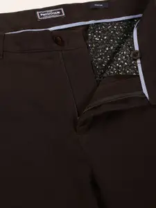 Provogue Men Slim Fit Mid-Rise Chino Shorts
