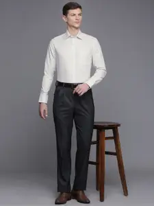 Louis Philippe Pure Cotton Classic Fit Geometric Printed Formal Shirt