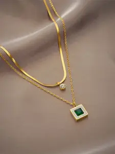 FIMBUL Gold-Plated Rhinestone-Studded Pendant Necklace