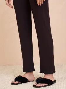 Nykd By Nykaa Summer Essential Soft and Comfy Breathable Rib Lounge Pant