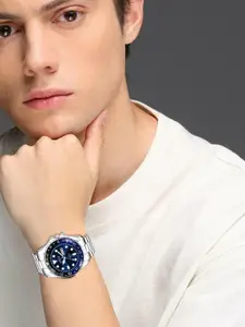 LOREM Men Embellished Dial & Bracelet Style Straps Analogue Watch LR130-A