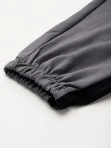 HRX by Hrithik Roshan Men Regular Fit Lifestyle Joggers