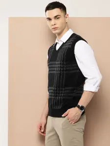 INVICTUS Men Houndstooth Acrylic Sweater Vest