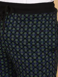 V-Mart Men Geometric Printed Cotton Shorts