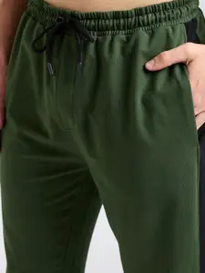 EDRIO Men Pure Cotton Mid-Rise Track Pants