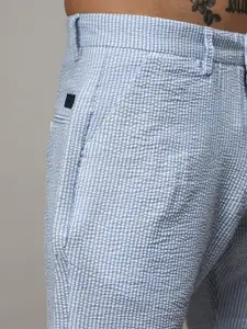 Campus Sutra Blue Men Checked Seersucker Cotton Shorts