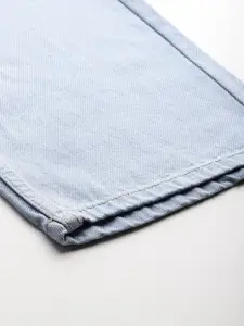 The Roadster Lifestyle Co. Men Pure Cotton Straight Fit Jeans