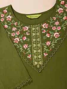 MOJILAA Floral Embroidered Straight Kurta