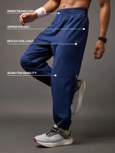 CULT Men Mid-Rise Jogger