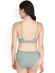 Designer Bugs Lightly Padded Bra & Mid-Rise Brief